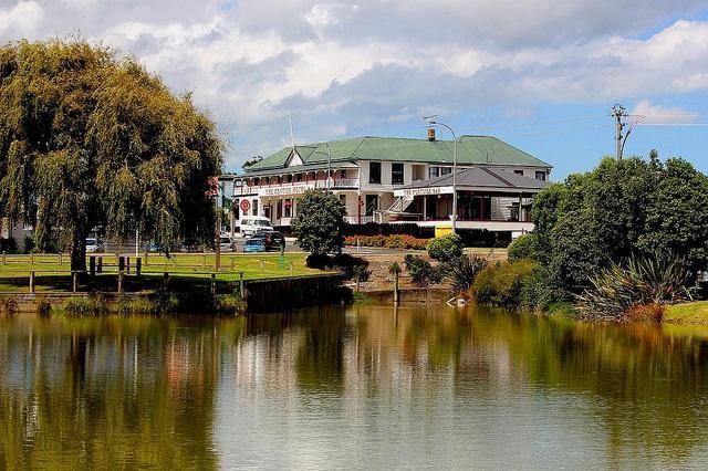 The Kentish Hotel Waiuku Екстериор снимка